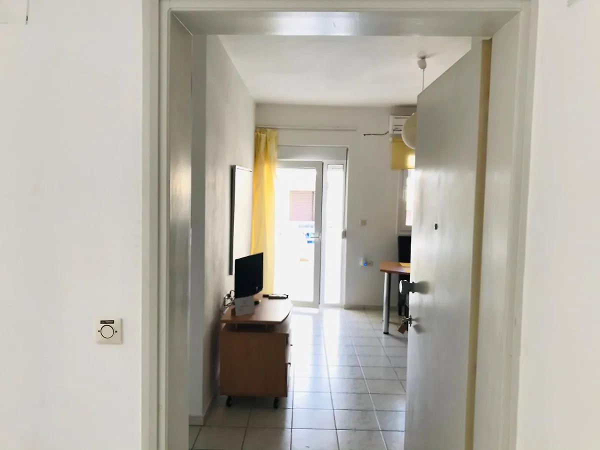 Korona Beach Apartments I Rethimno